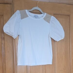 Evereve White Puff Sleeve Top